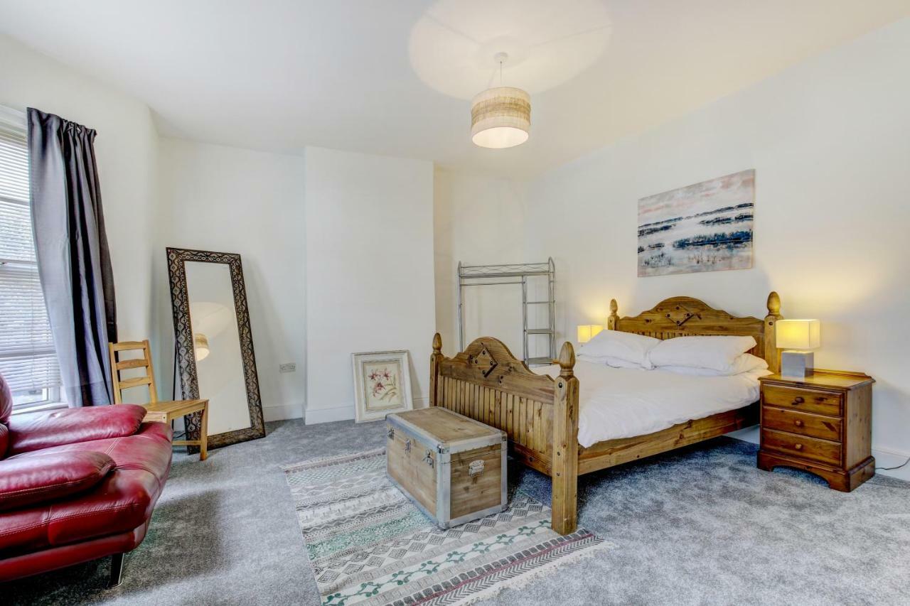 Lovely 3 Bed House In Bristol Villa ภายนอก รูปภาพ