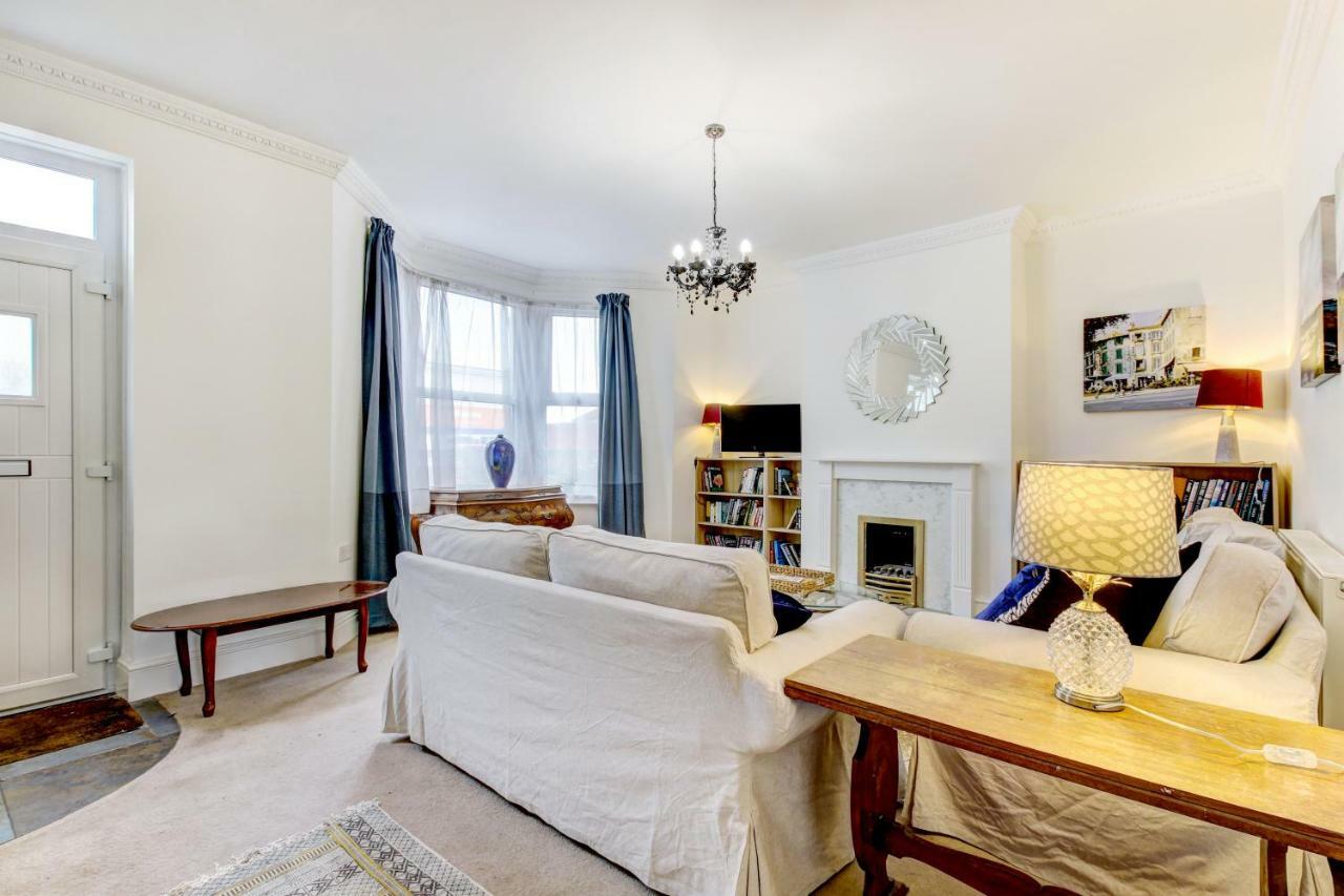 Lovely 3 Bed House In Bristol Villa ภายนอก รูปภาพ